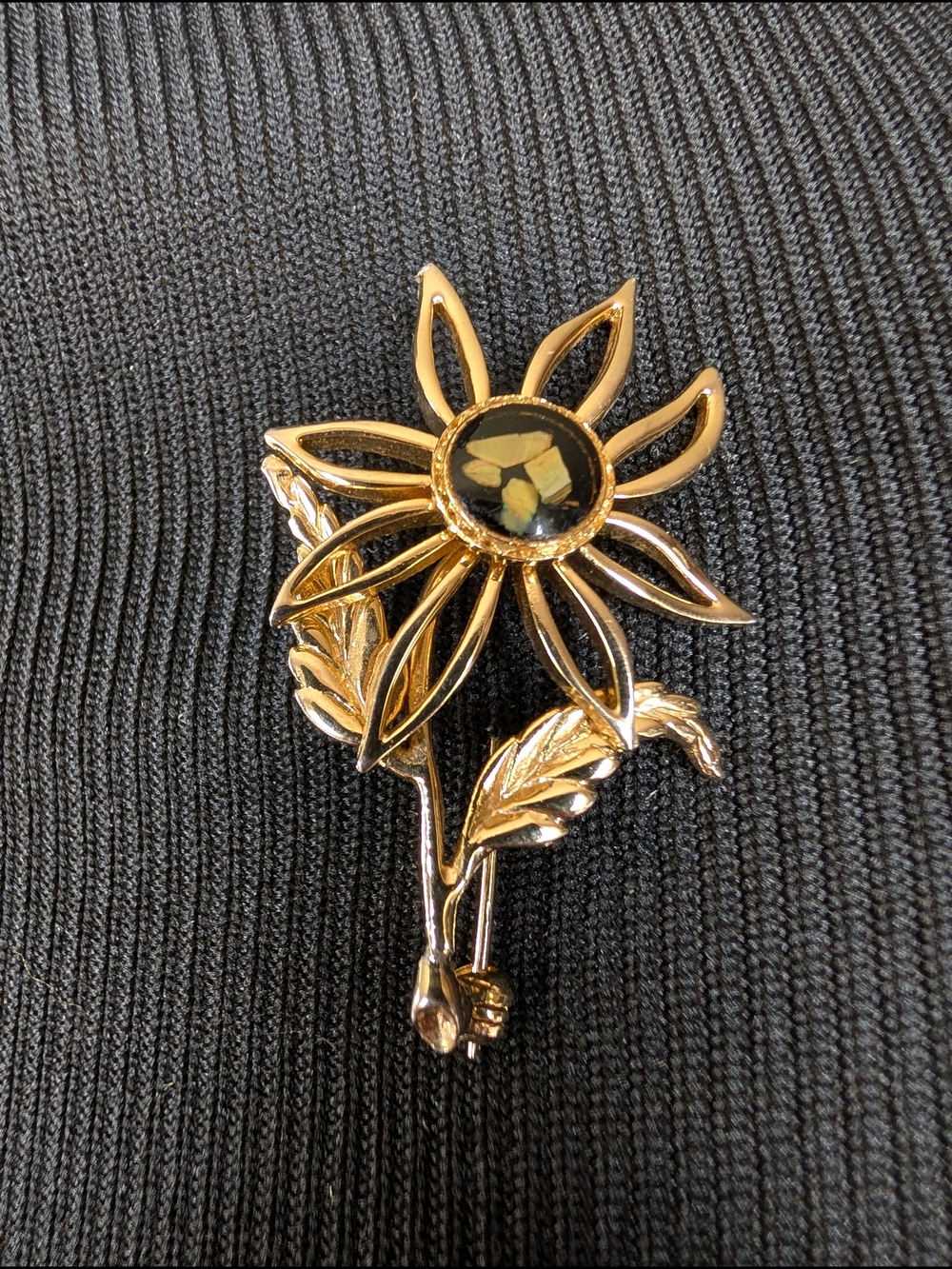 Vintage 70s Gold Tone Flower Brooch Epoxy Center Opal Flecks 2"